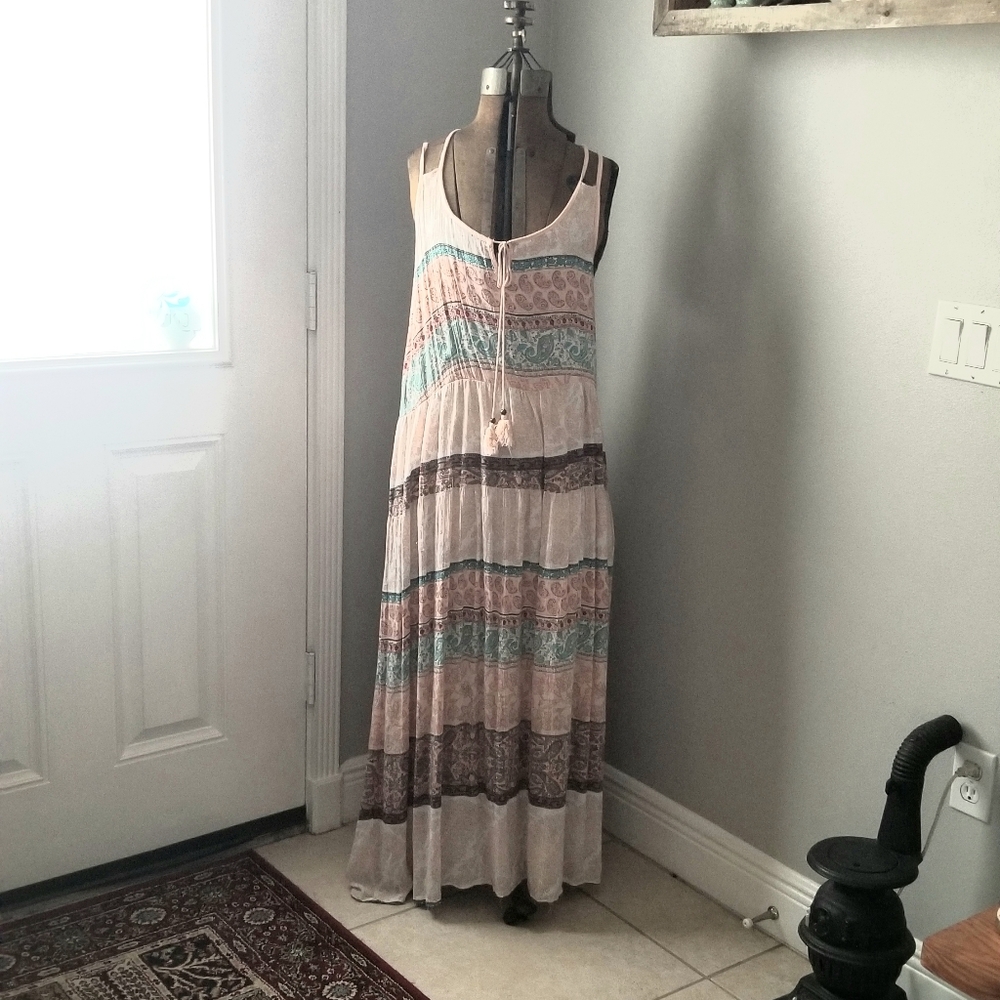 Angie boho free flowing dress
